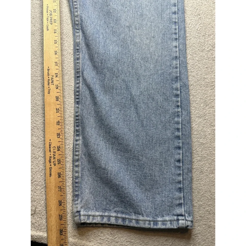 Wrangler Jeans Mens 38x30 (36x30) Light Wash Relaxed Fit Blue Denim Pants‎